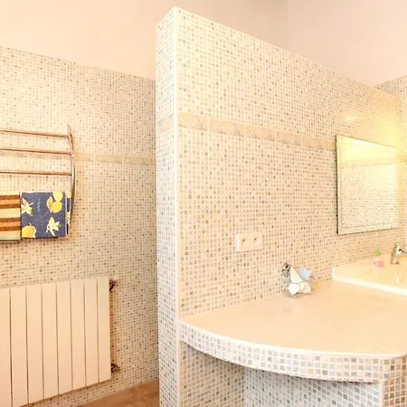 Holiday Traverse Du Soler Tatil Evi Thuir